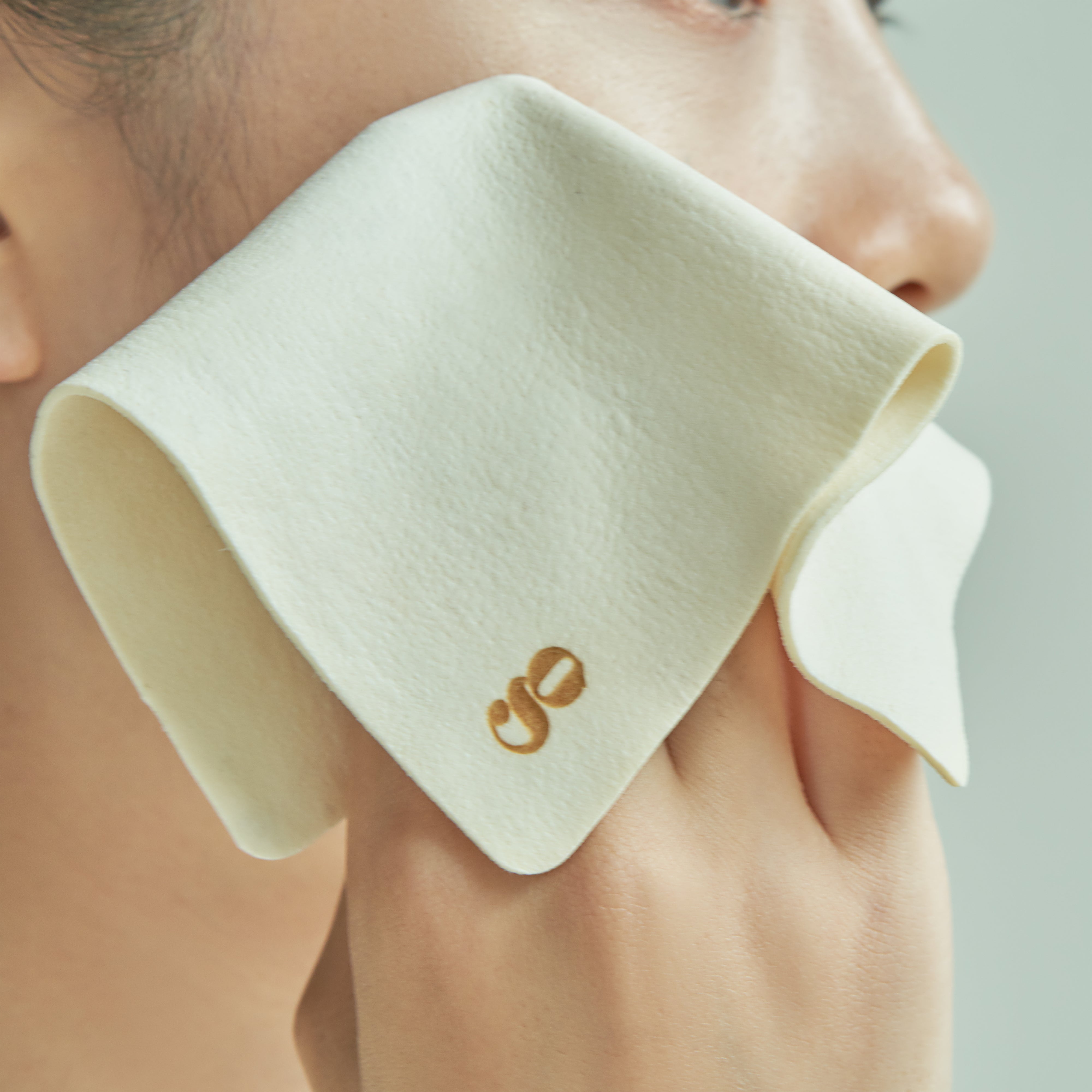 Deer Leather Face Cloth-鹿革を使用したフェイスクロス-